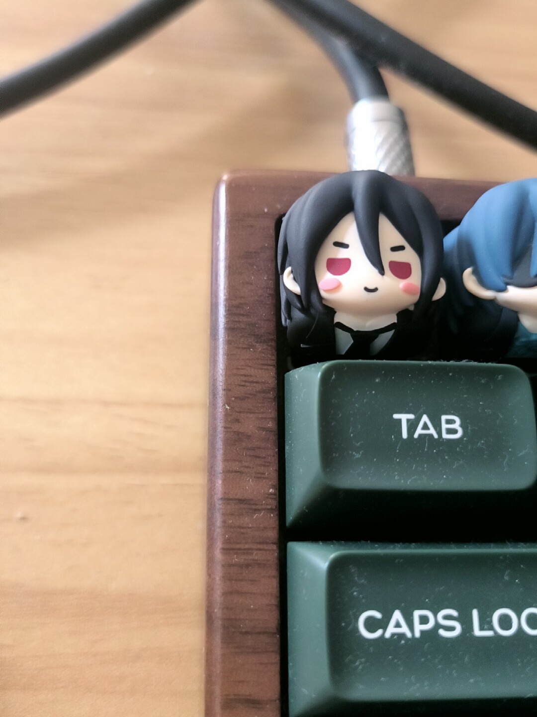 귀여운 레진 키캡 애니메이션 블랙 버틀러 시리즈 세바스 - Keycap Artisan Anime 리뷰 및 가격